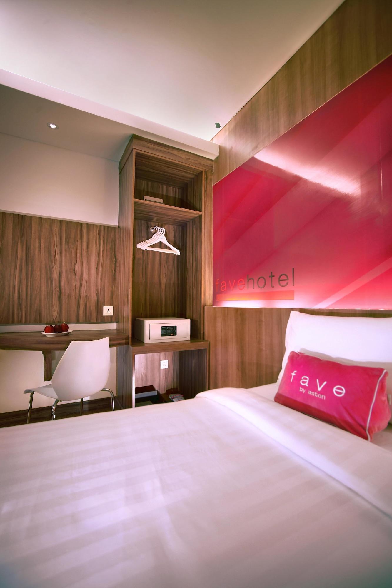 Favehotel Ltc Glodok Джакарта Екстериор снимка