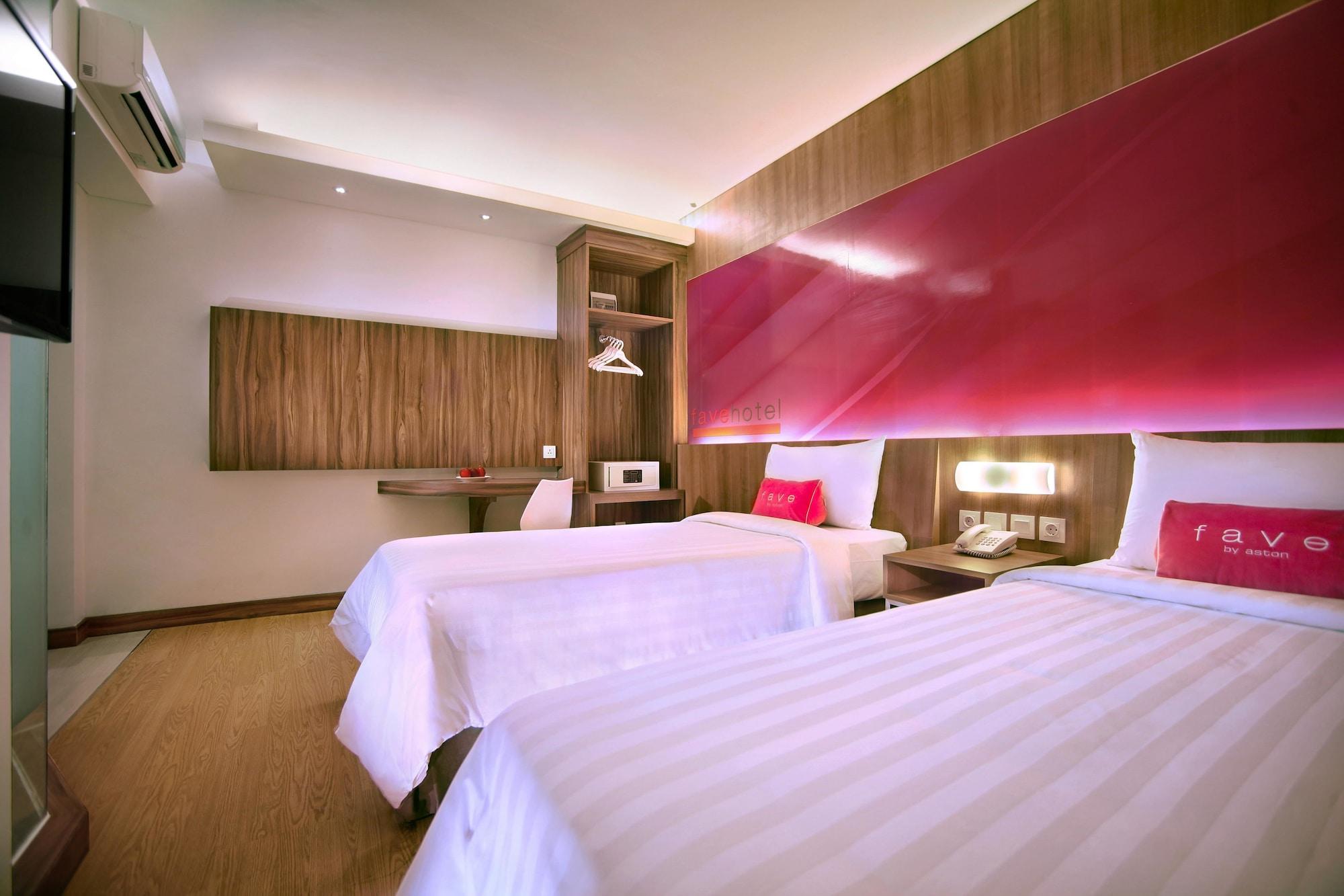 Favehotel Ltc Glodok Джакарта Екстериор снимка
