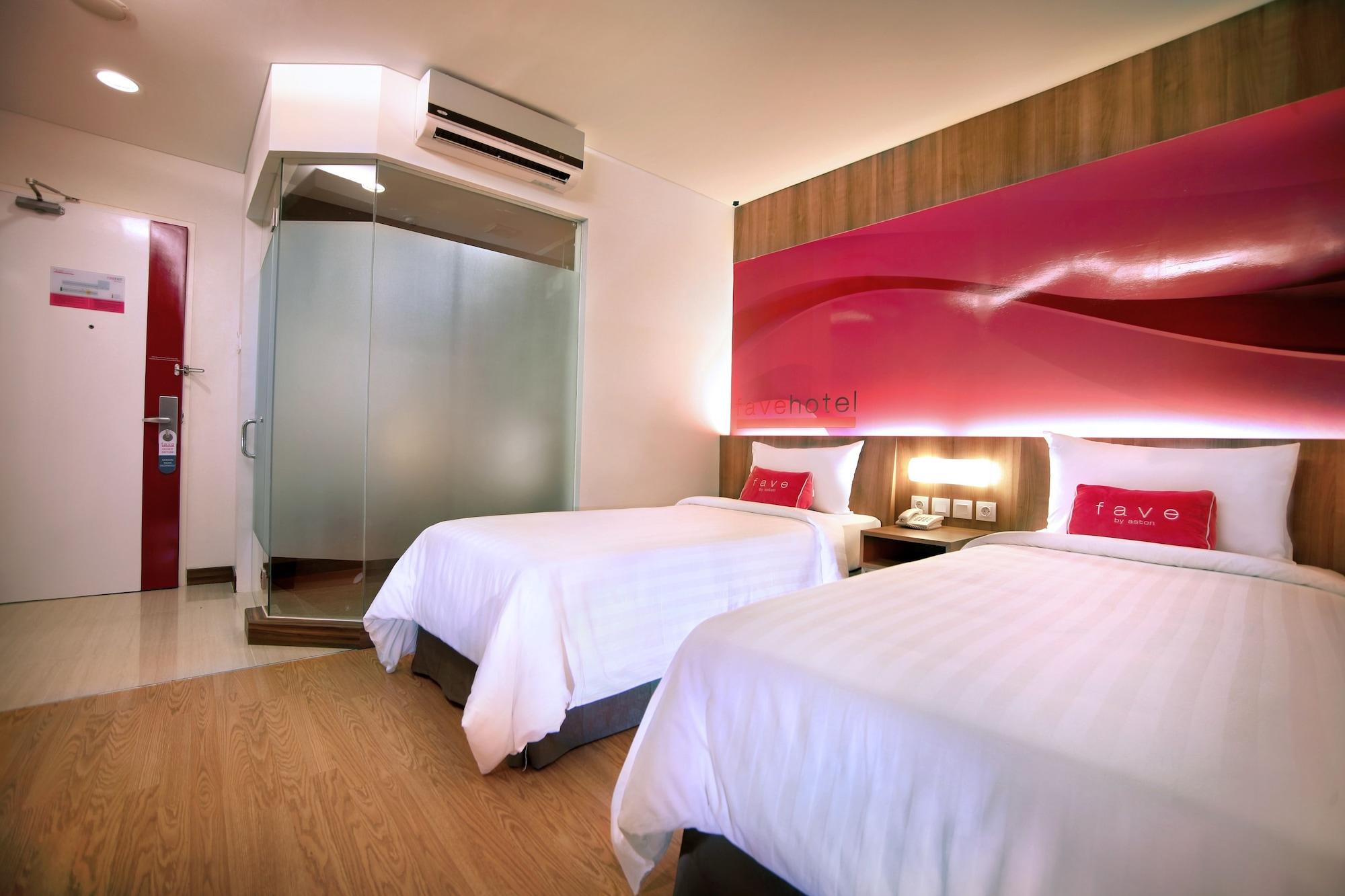 Favehotel Ltc Glodok Джакарта Екстериор снимка