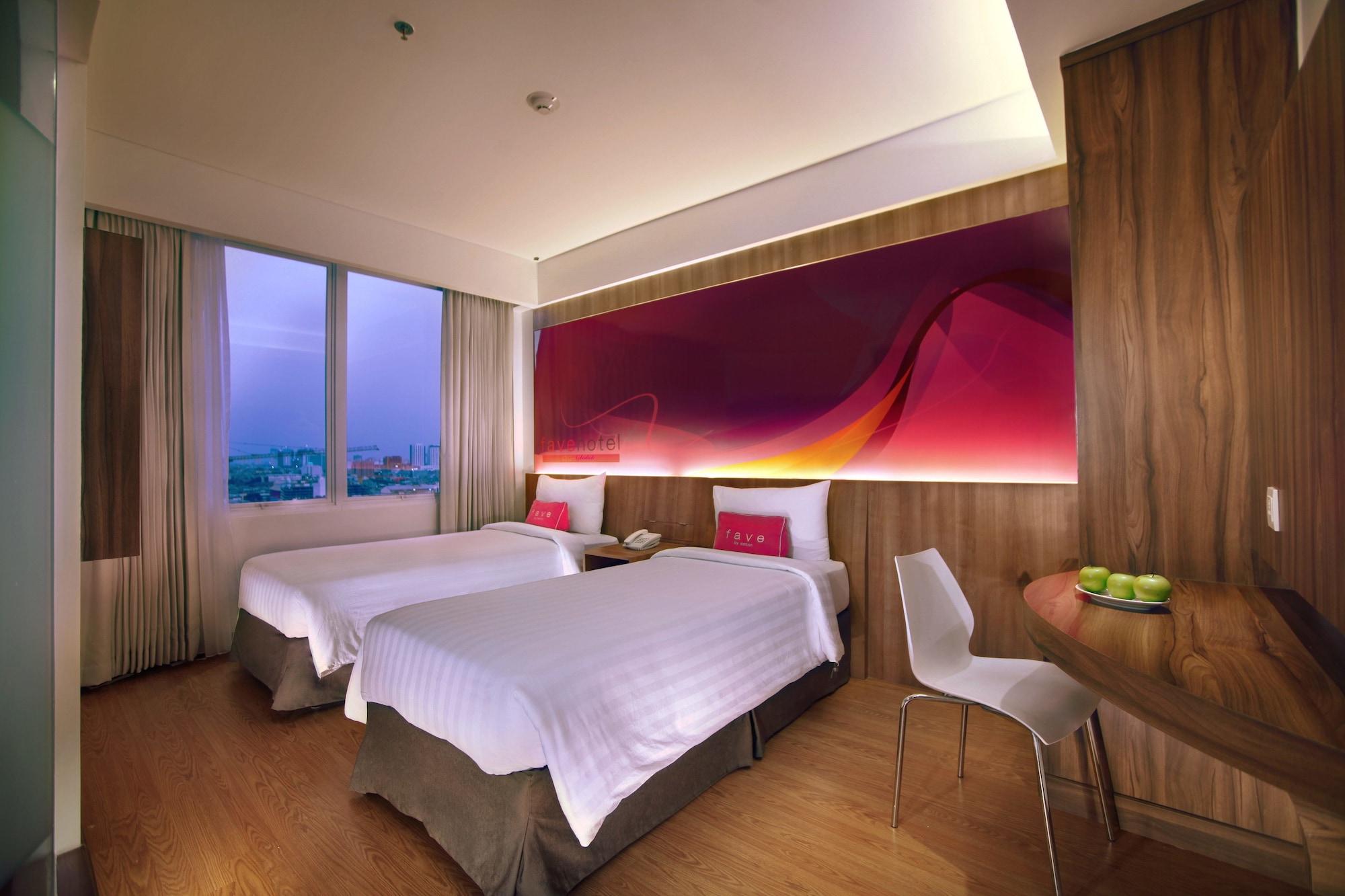 Favehotel Ltc Glodok Джакарта Екстериор снимка