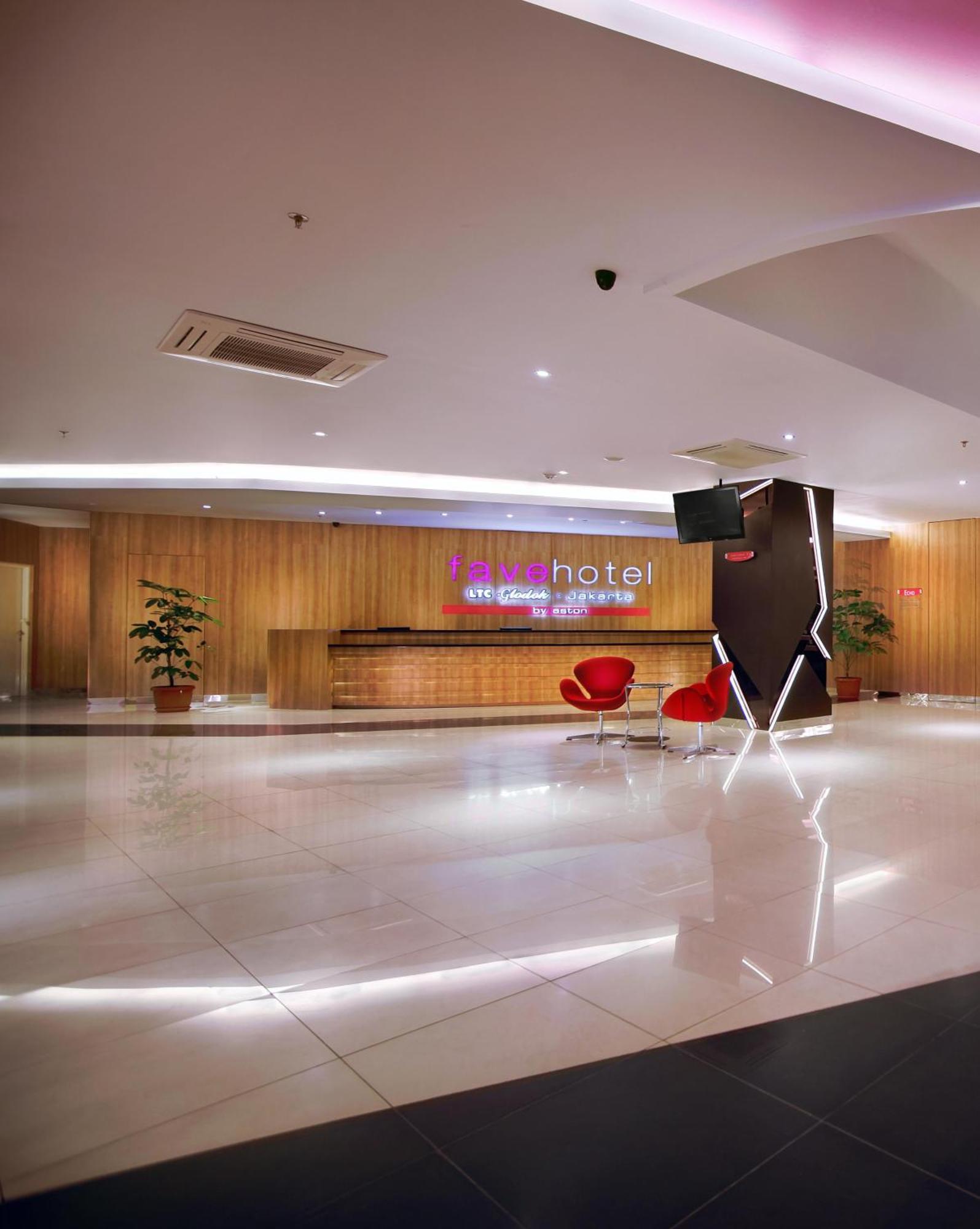 Favehotel Ltc Glodok Джакарта Екстериор снимка