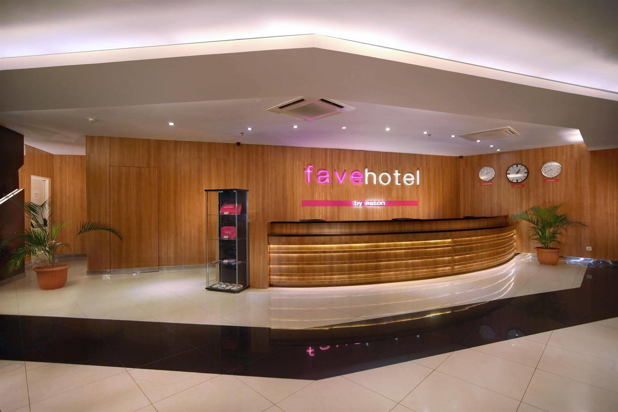 Favehotel Ltc Glodok Джакарта Екстериор снимка